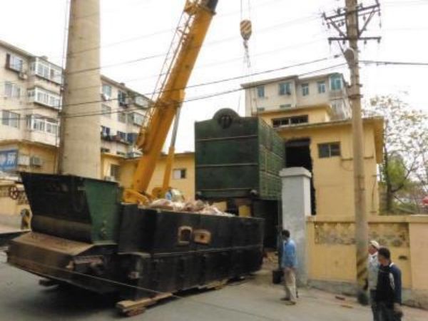 通化县吊车租赁电话_吊车出租中小型汽车吊常识总结